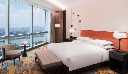 Suite, vistas al río