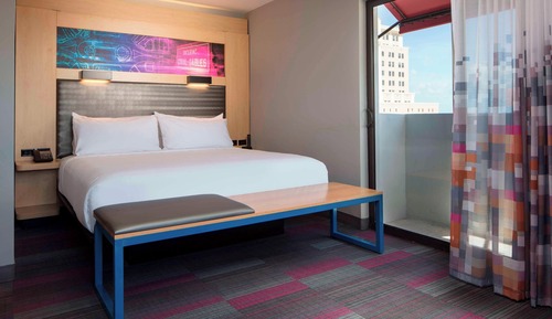 aloft, Habitación, 1 cama de matrimonio grande