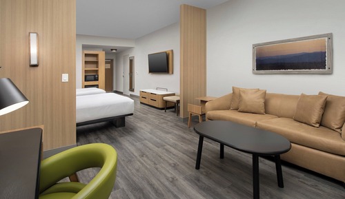 Suite, 1 cama de matrimonio grande con sofá cama