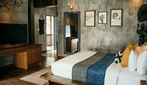 Junior Suite, Pool & Partial Sea view