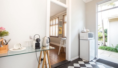 Suite Deluxe, 1 cama de matrimonio grande, baño privado, vistas al jardín