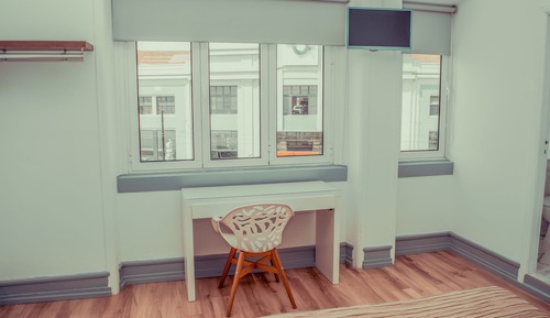 Habitación triple, baño privado