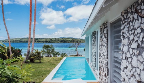 Habitación, 1 cama de matrimonio grande, piscina privada, frente a la playa