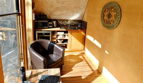 Estudio romántico, bañera de hidromasaje, junto a la playa