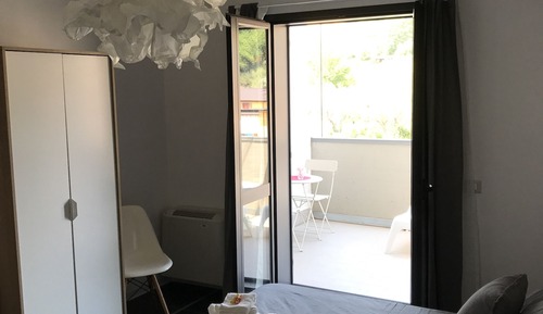 Deluxe Double Room, Bathtub