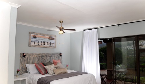 Habitación Deluxe con 1 cama doble o 2 individuales, vistas al jardín, planta baja