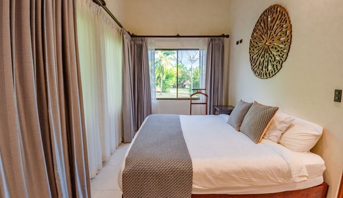 Casa exclusiva, 4 habitaciones, junto a la playa