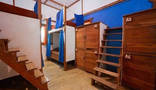 Dormitorio compartido estándar, dormitorio mixto, baño compartido, frente a la playa