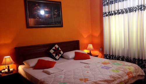 Habitación triple Deluxe, vistas al jardín
