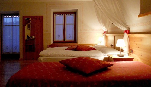 Habitación cuádruple, accesible para personas con discapacidad, balcón