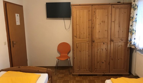 Habitación básica con 1 cama doble o 2 individuales, 1 habitación, no fumadores