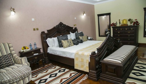 Suite Signature