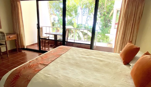 Ocean View Room w/AC #33