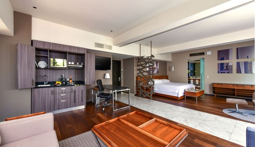 Expedia VIP Suite