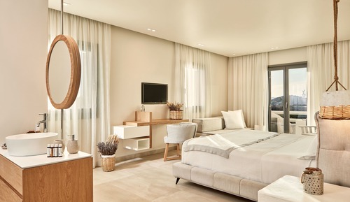 Family Suite, Connecting Rooms, 2 Hot Tubs, Partial Sea View, Private Garden