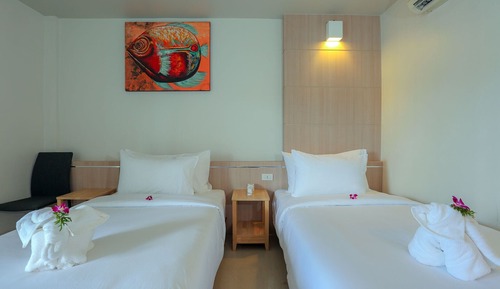 Standard Twin Room