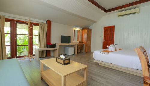 Villa Beachfront Terrace - Sea View