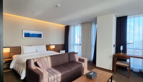 Suite, 1 cama de matrimonio grande, no fumadores, en esquina (No Children)