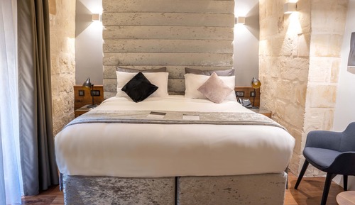 Habitación clásica con 1 cama doble o 2 individuales