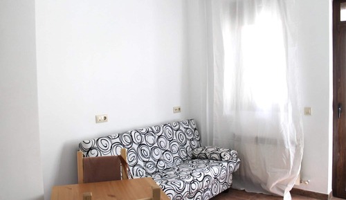 Habitación triple, balcón