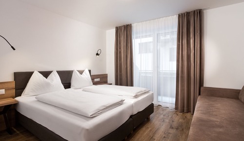 Apartamento Confort, 1 habitación, cocina, vistas al jardín