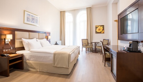 Deluxe Room with Balcony