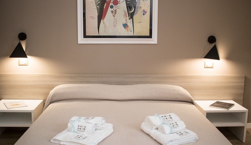 Habitación con 1 cama doble o 2 individuales