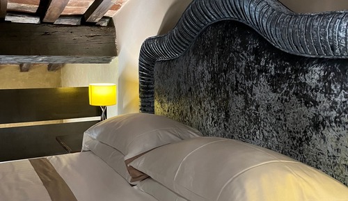 Dúplex Confort, 1 cama de matrimonio con sofá cama