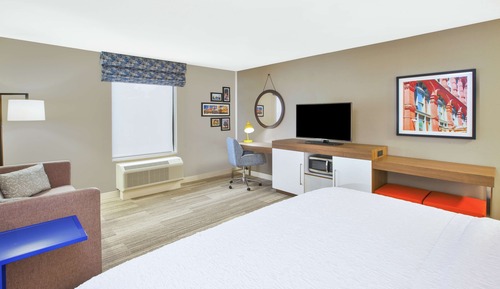Habitación, 1 cama de matrimonio grande con sofá cama, accesible para personas con discapacidad