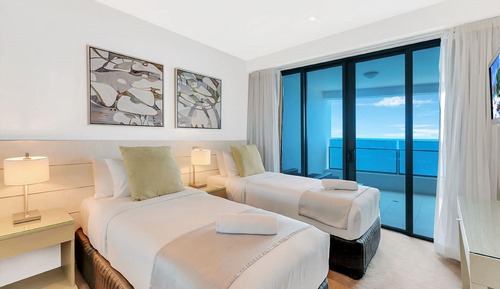 Apartamento, 2 habitaciones, vistas al mar, frente a la playa