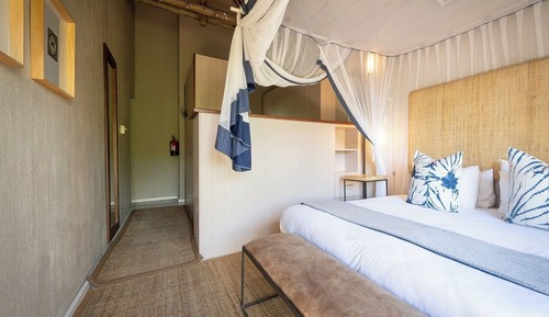 Ekhaya Suite 6