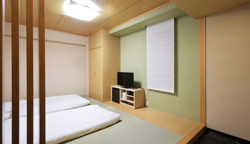 Habitación familiar (Japanese)