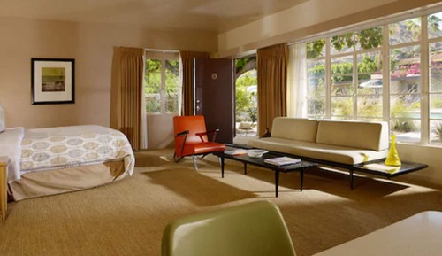 Suite, junto a la piscina