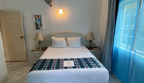Habitación estándar, 1 cama de matrimonio, bañera, vistas al mar