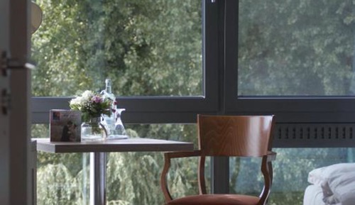 Habitación estándar doble, 1 cama de matrimonio grande, vistas al río (Doppelzimmer mit Flussblick)