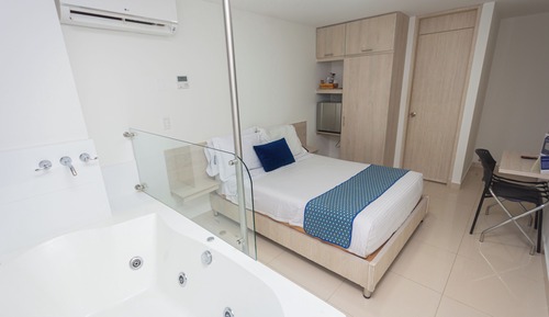 Habitación Deluxe, 1 cama doble, bañera de hidromasaje