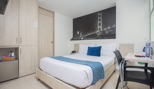 Habitación estándar doble, 1 cama doble, baño privado