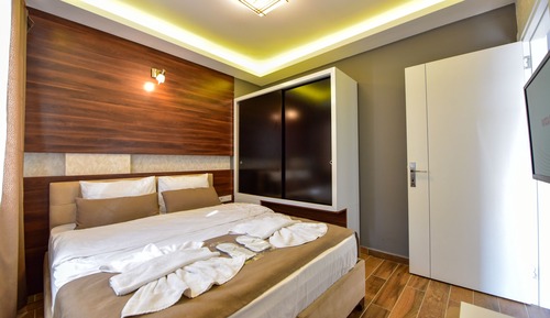 Suite estándar, 1 cama doble con sofá cama