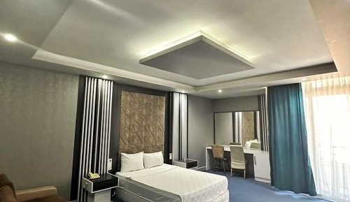 Habitación básica doble, 1 cama doble o 2 individuales