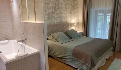 Habitación doble, baño privado (La chambre Coulanges)