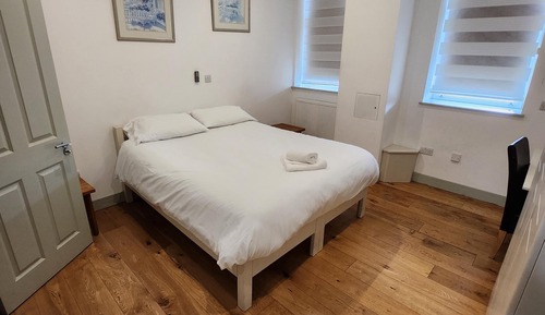 Habitación doble, baño privado (room)