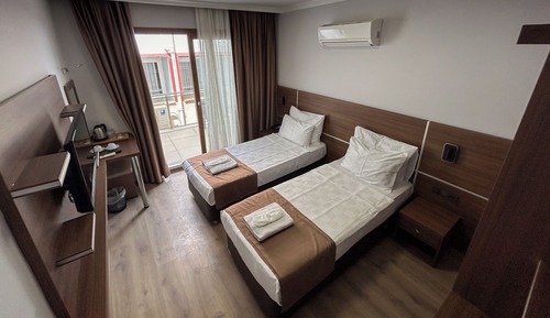 Habitación económica con 2 camas individuales