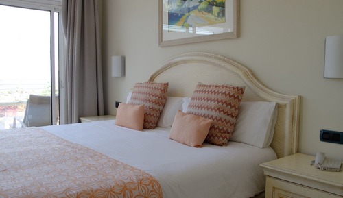 Suite junior, 2 habitaciones, bañera de hidromasaje, vistas a la playa