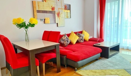 Apartamento familiar, 1 cama de matrimonio con sofá cama