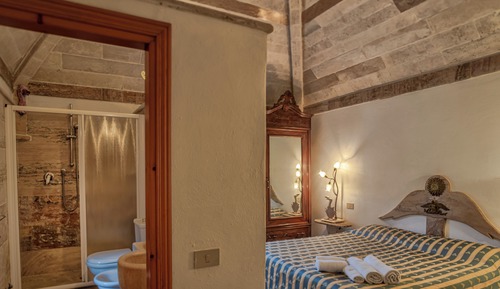 Habitación doble, en edificio anexo