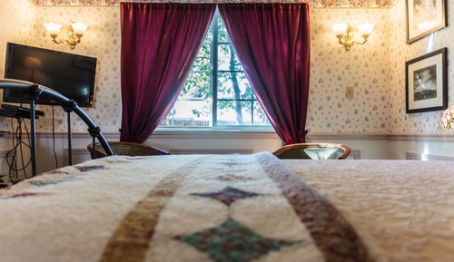 Habitación Deluxe, 1 cama de matrimonio, baño privado, vistas a la montaña