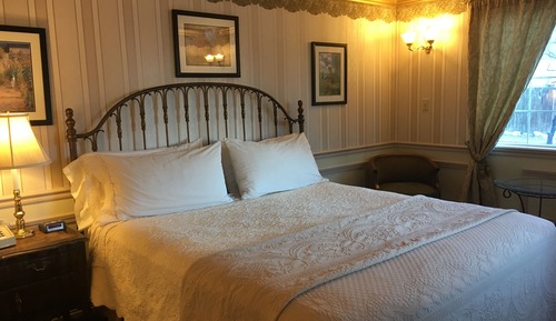 Habitación Deluxe, 1 cama de matrimonio grande, frigorífico y microondas, vistas a la montaña