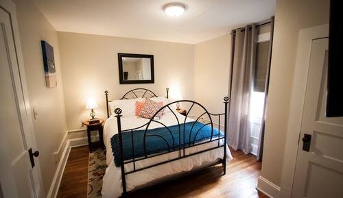 Apartment, 1 Queen Bed with Sofa bed, Kitchenette (205)
