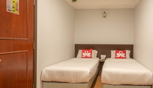 Habitación con 2 camas individuales