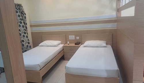 Habitación cuádruple Deluxe, no fumadores, vistas al jardín